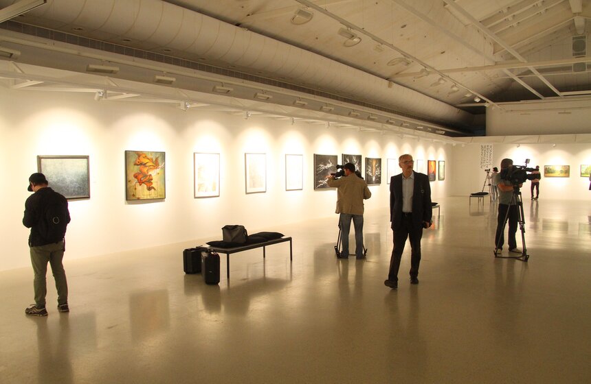 Выставка художников-ветеранов ВОВ в Новом Манеже 1 фото