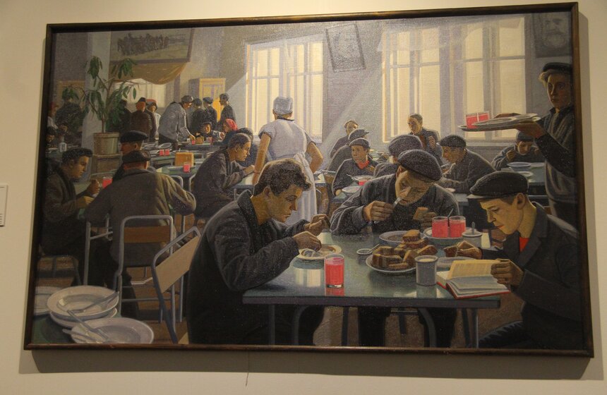 Выставка художников-ветеранов ВОВ в Новом Манеже 9 фото