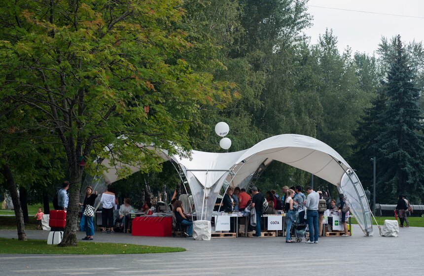 Фестиваль о российской культуре 90-х прошел в Музеоне 5 фото