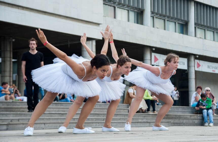 Фестиваль о российской культуре 90-х прошел в Музеоне 13 фото