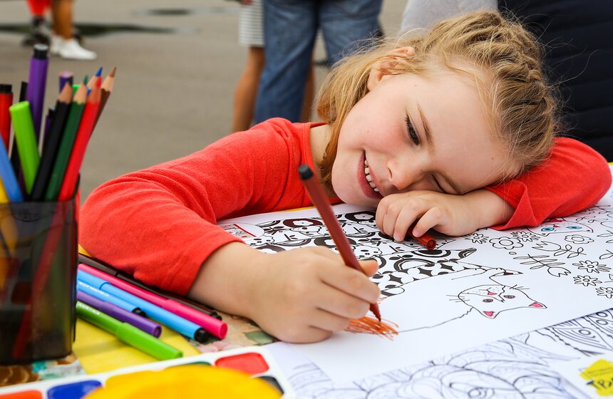 Фестиваль раскрасок "Твори!" в парке Горького 16 фото