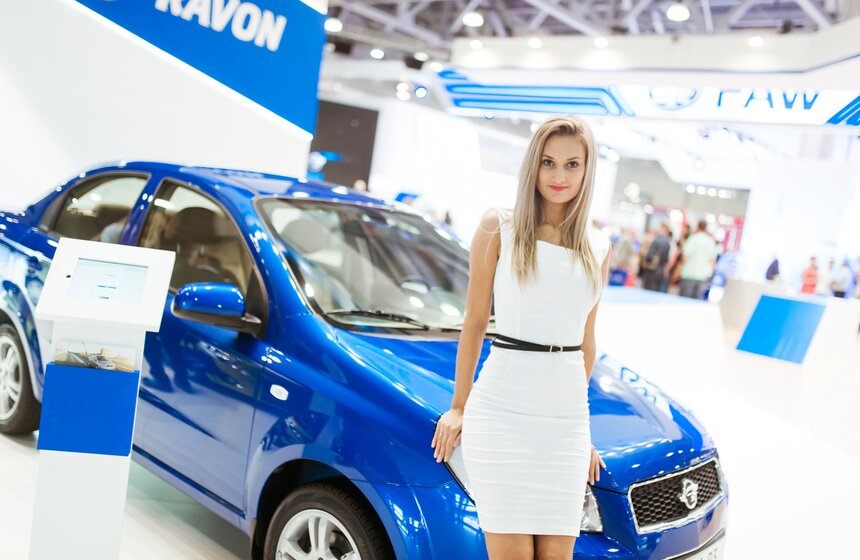 Московский международный автомобильный салон 19 фото