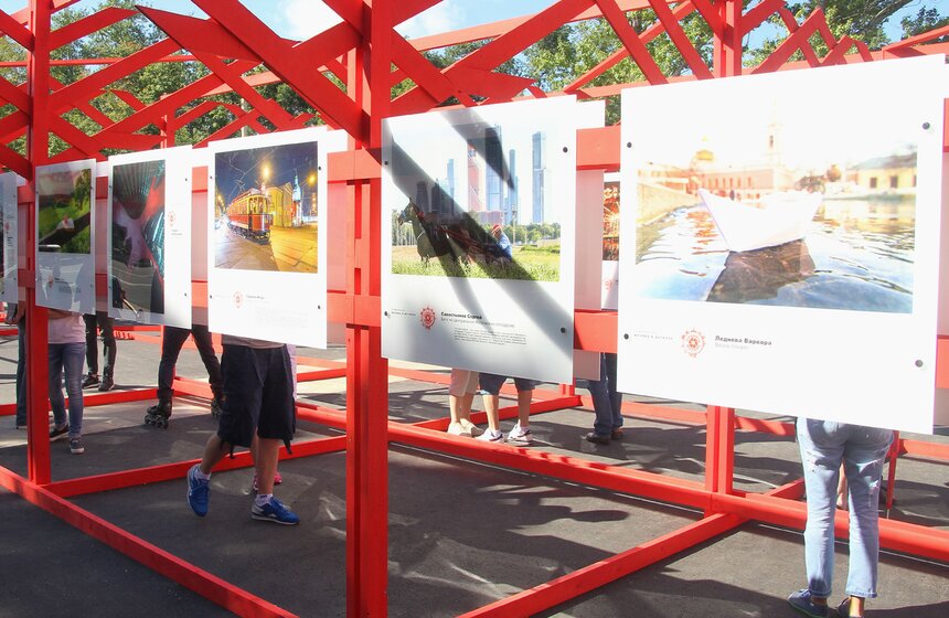 Выставка фотоконкурса "Планета Москва" открылась на ВДНХ 7 фото