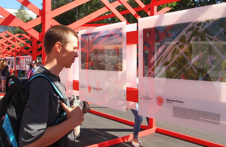 Выставка фотоконкурса "Планета Москва" открылась на ВДНХ 9 фото