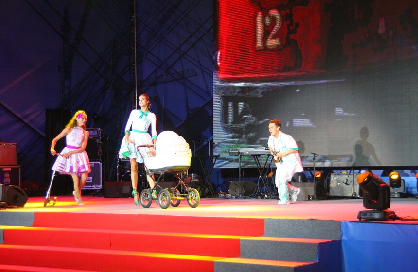 Сергей Собянин поздравил московских строителей с праздником 8 фото