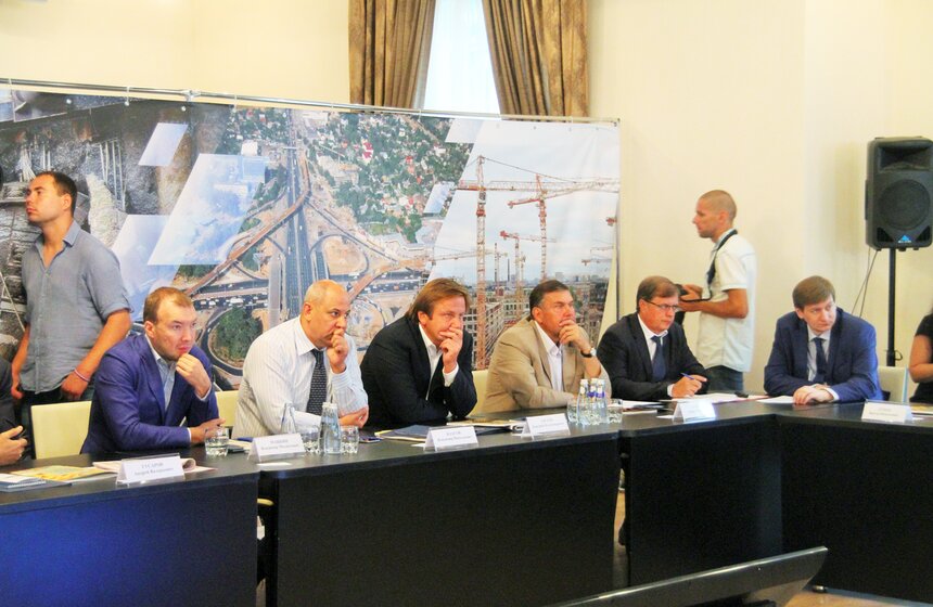 Сергей Собянин поздравил московских строителей с праздником 5 фото