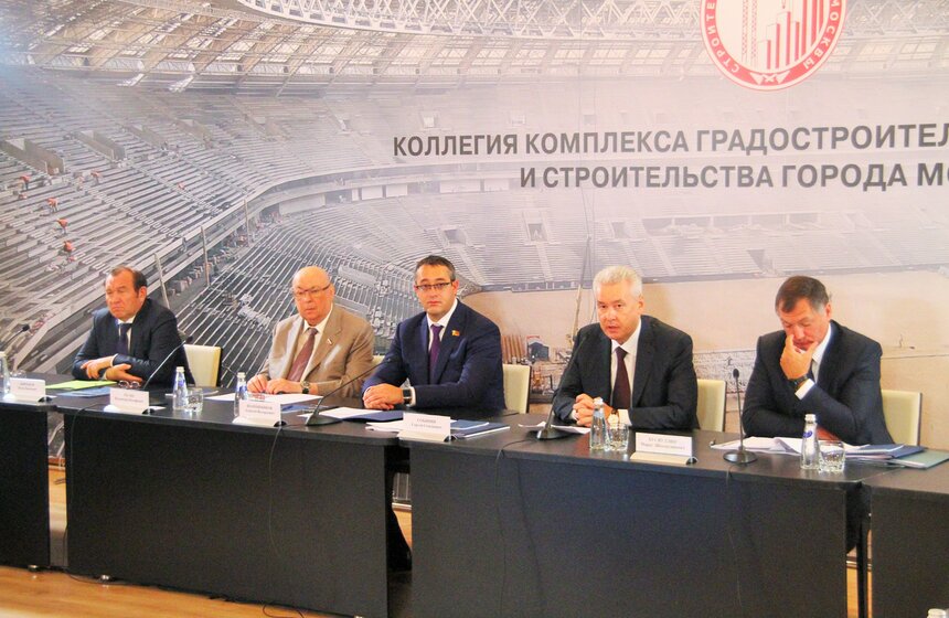 Сергей Собянин поздравил московских строителей с праздником 6 фото