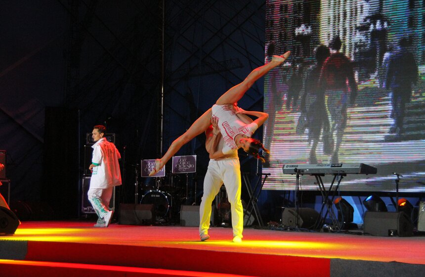 Сергей Собянин поздравил московских строителей с праздником 9 фото