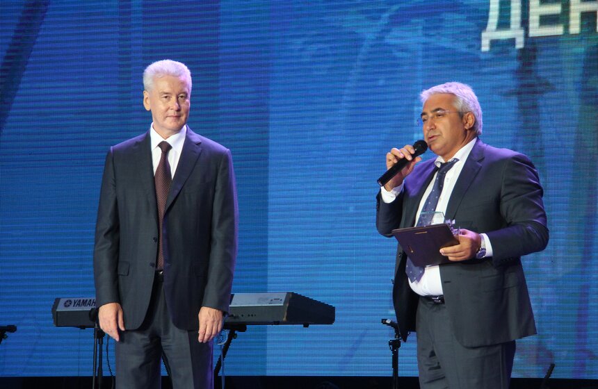 Сергей Собянин поздравил московских строителей с праздником 26 фото