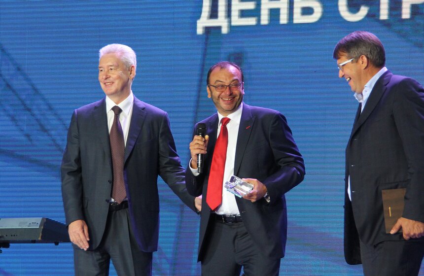 Сергей Собянин поздравил московских строителей с праздником 23 фото