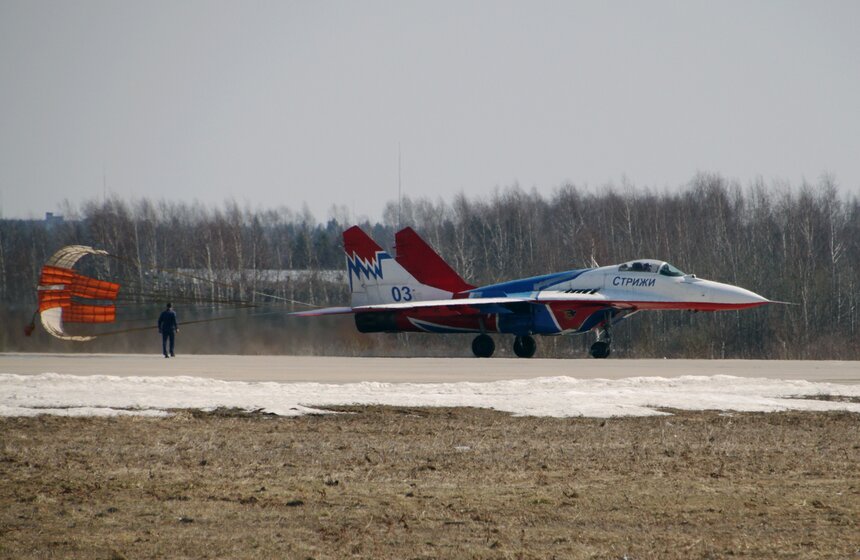 На авиабазе Кубинка состоялся день открытых дверей 13 фото
