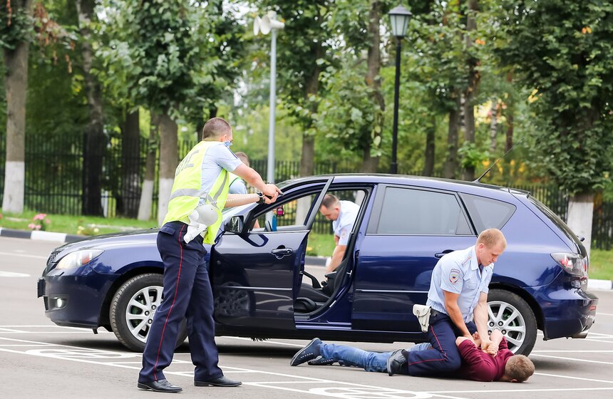 Столичная Госавтоинспекции показала, как ловит преступников 11 фото