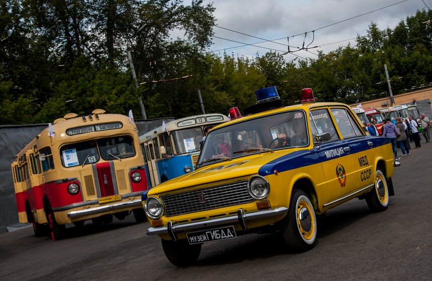 Праздник московского автобуса прошел в столице 5 фото