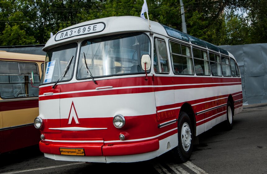 Праздник московского автобуса прошел в столице 3 фото