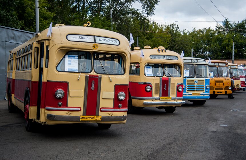 Праздник московского автобуса прошел в столице 1 фото