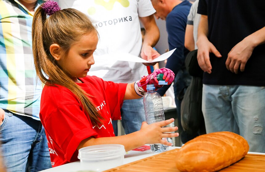 На ВДНХ прошло соревнование киборгов 10 фото