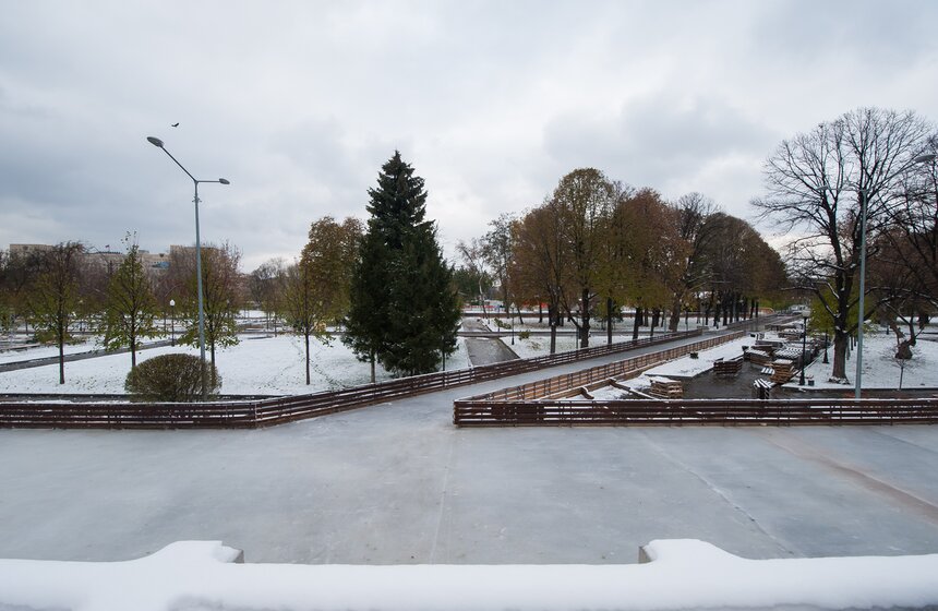 Каток в парке Горького готовят к открытию 4 фото