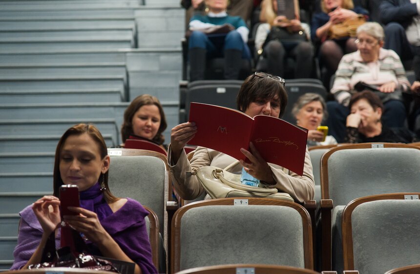 Роман Виктюк отметил 80-летие премьерой спектакля 7 фото