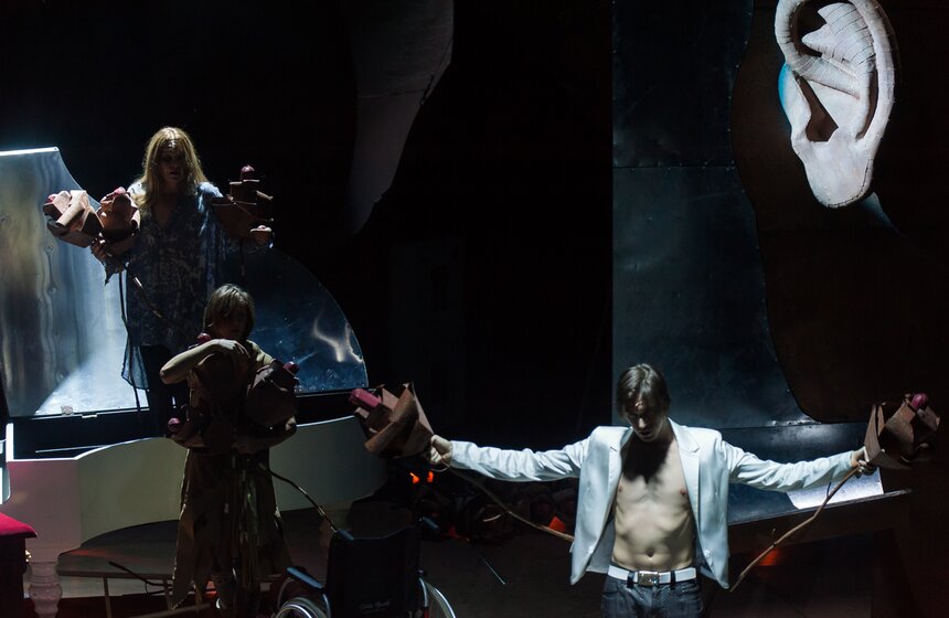 Роман Виктюк отметил 80-летие премьерой спектакля 32 фото