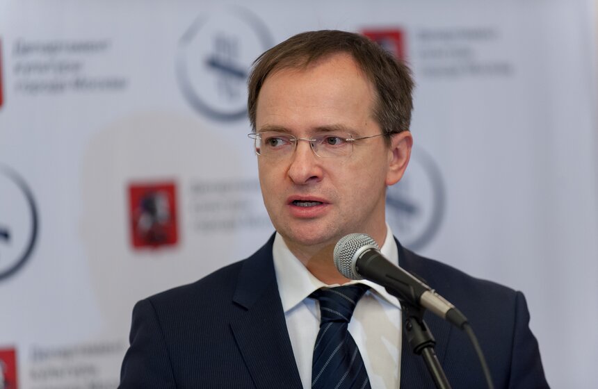 Мединский и Кибовский побывали на запуске "Ночи искусств" 3 фото