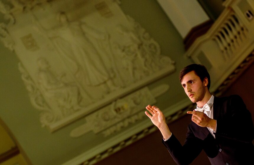 Юные хористы спели на площади Киевского вокзала 4 ноября 18 фото