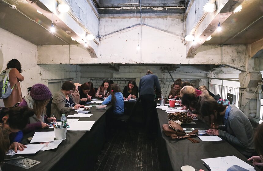 В ARTPLAY проходит фестиваль книжной иллюстрации "Морс" 14 фото