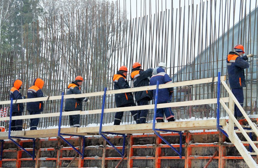 Мэр осмотрел ход строительства дороги Солнцево – Бутово – Видное 10 фото