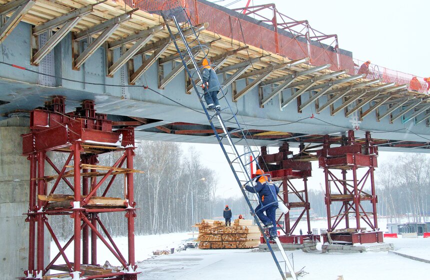 Мэр осмотрел ход строительства дороги Солнцево – Бутово – Видное 7 фото