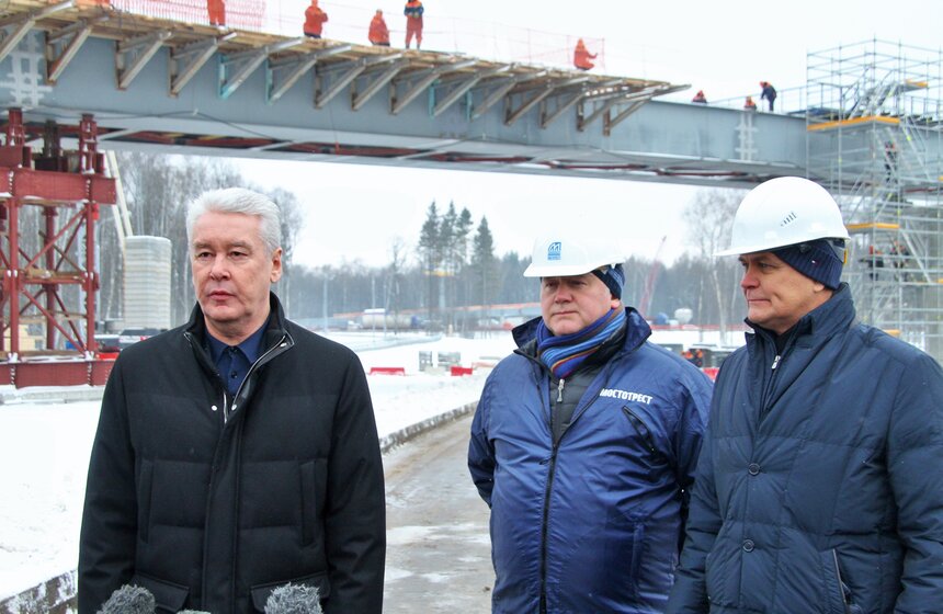 Мэр осмотрел ход строительства дороги Солнцево – Бутово – Видное 13 фото