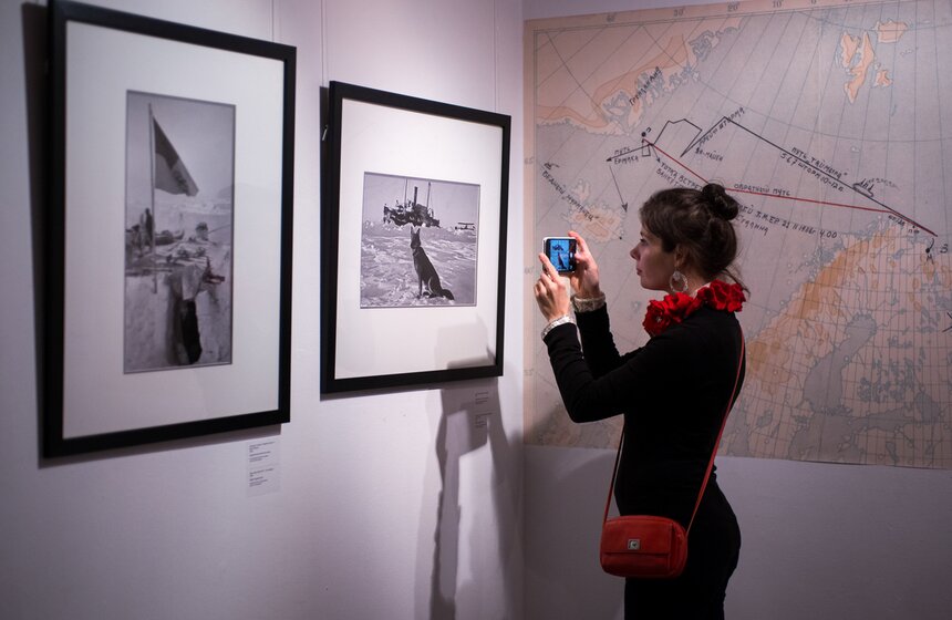 Выставка "Покорение. Наследник авангарда Яков Халип" 2 фото