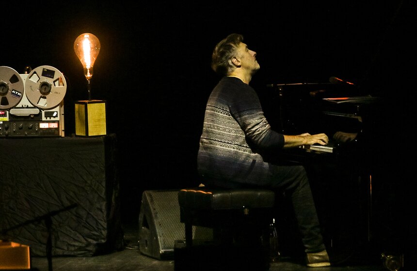 Концерт Яна Тирсена в "Крокус Сити Холле" 2 фото