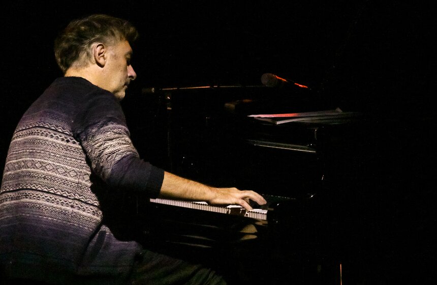 Концерт Яна Тирсена в "Крокус Сити Холле" 6 фото