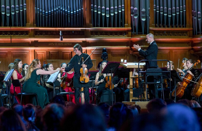 Юношеский оркестр Башмета выступил с Константином Хабенским 26 фото