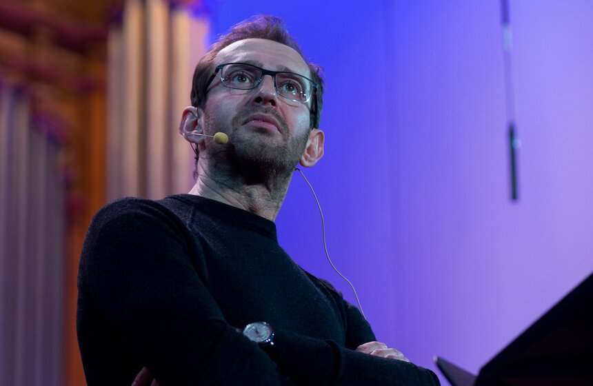 Юношеский оркестр Башмета выступил с Константином Хабенским 14 фото