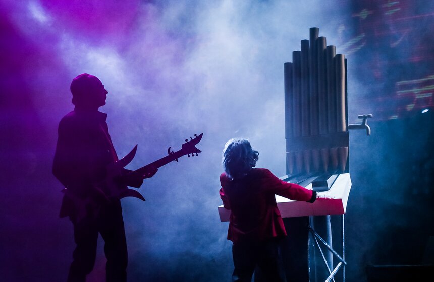 Концерт группы "Пикник" в "Крокус Сити Холле" 14 фото