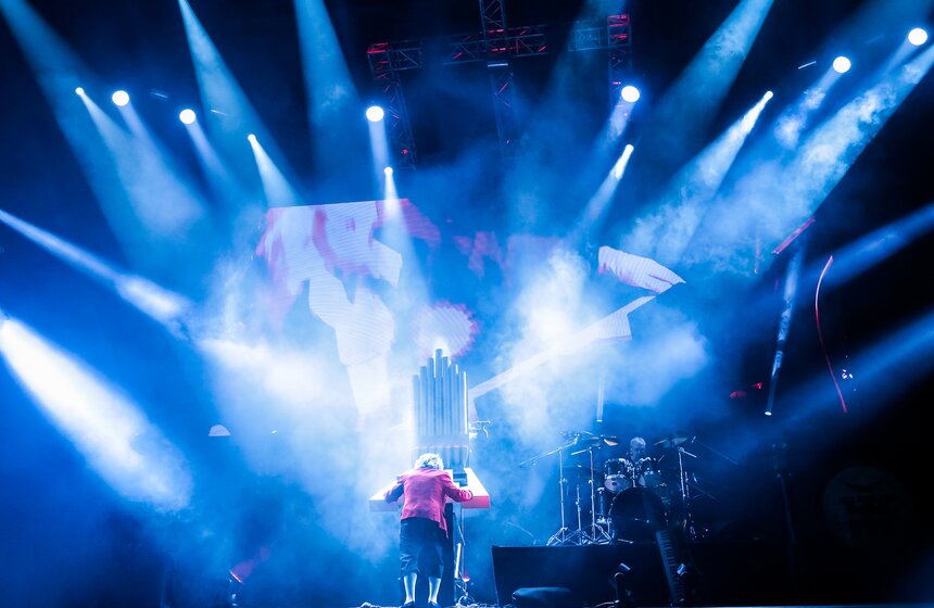 Концерт группы "Пикник" в "Крокус Сити Холле" 13 фото