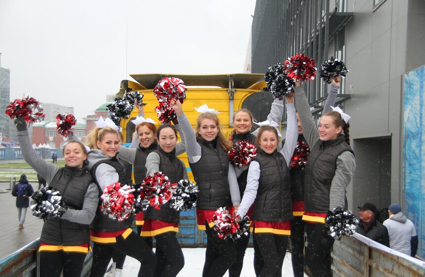 Физкульт-парад на территории "Парка Легенд" 3 фото