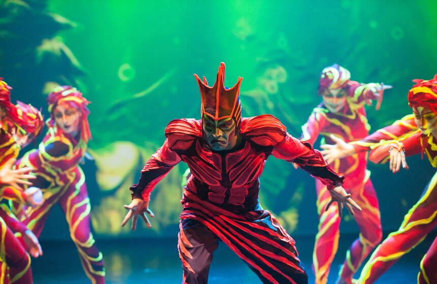 Шоу "Человек-амфибия" представили на сцене Мюзик-Холла 8 фото