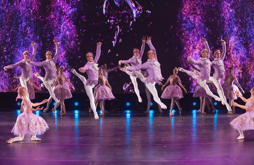 "Золотой луч" вручили в столице 19 фото