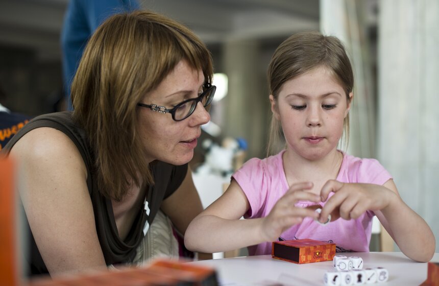 Фестиваль игр и игрушек проходит в Культурном центре ЗИЛ 7 фото