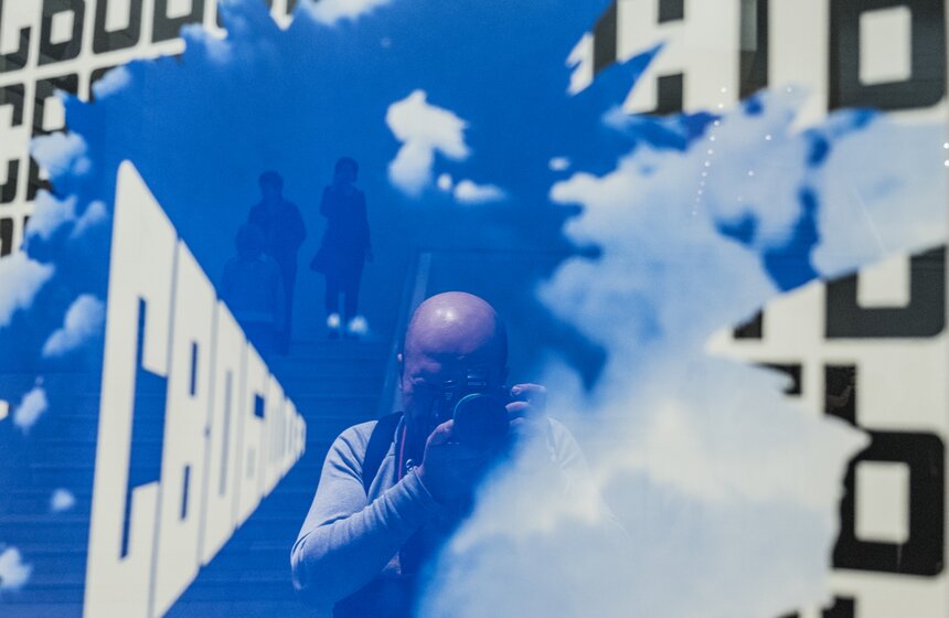 Семь литографий Эрика Булатова представили в Мастерской Фоменко 18 фото