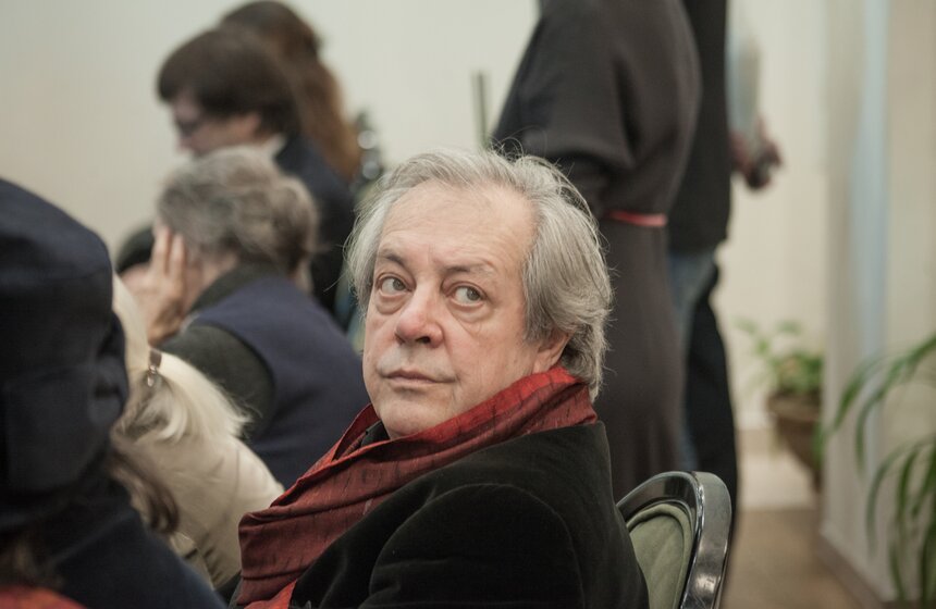 Семь литографий Эрика Булатова представили в Мастерской Фоменко 22 фото