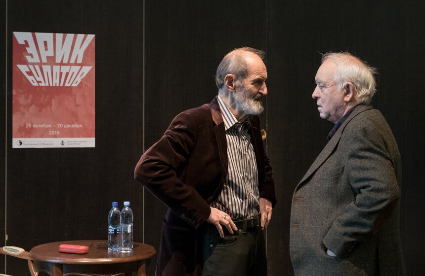 Семь литографий Эрика Булатова представили в Мастерской Фоменко 15 фото