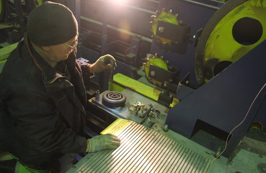 Начался монтаж эскалаторов на станции метро "Фрунзенская" 10 фото