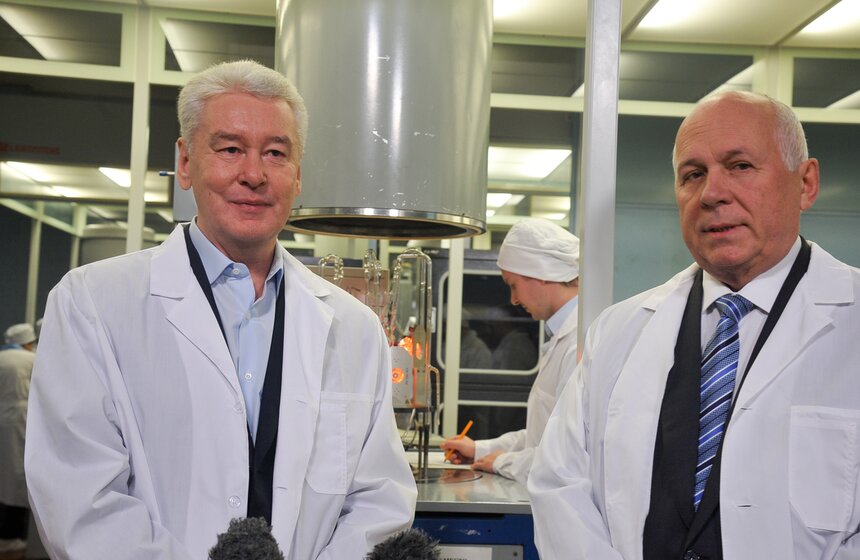 Сергей Собянин посетил научно-исследовательский институт "Полюс" 22 фото