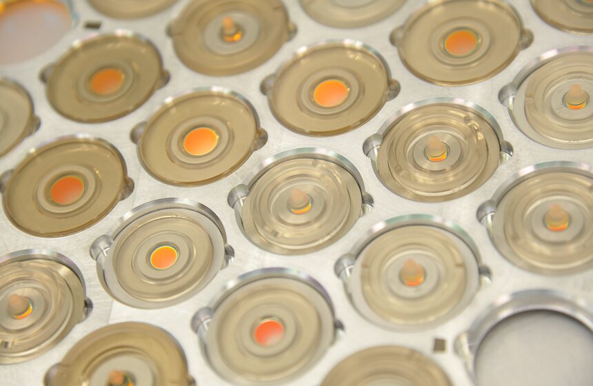 Сергей Собянин посетил научно-исследовательский институт "Полюс" 4 фото