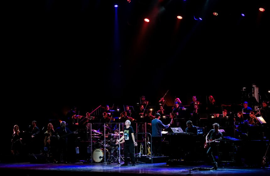 Ян Гиллан исполнил в Москве хиты Deep Purple 21 фото