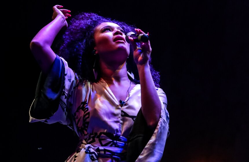 Концерт бразильянки Таис Маседо в ЦДХ 17 фото