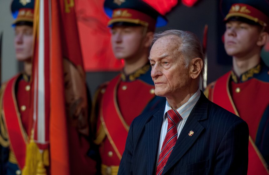 Интерактивная выставка "Война и мифы" в Манеже 4 фото