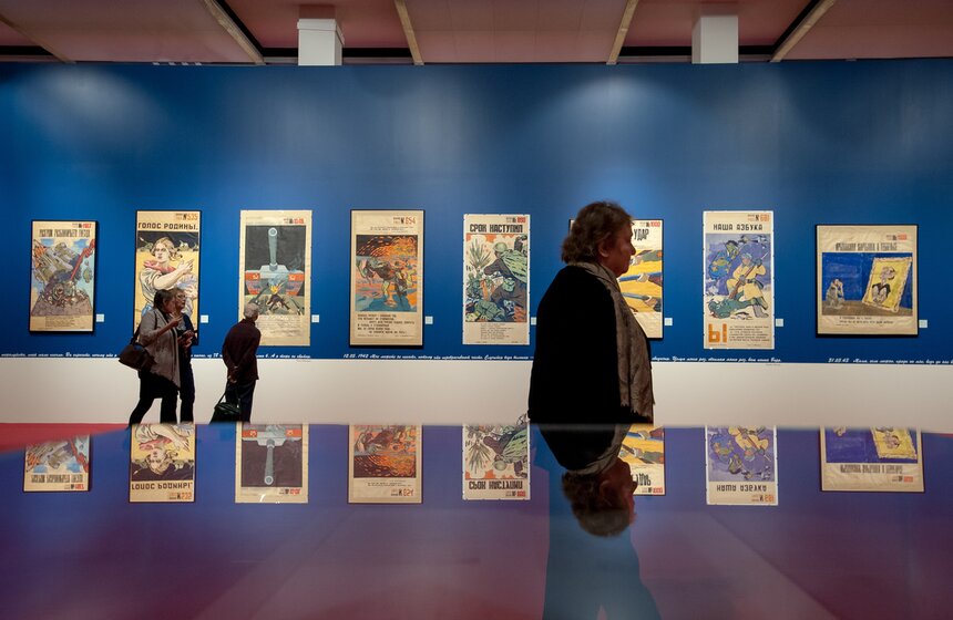 Выставка "Война глазами очевидцев. Фронтовой рисунок и плакат" 28 фото